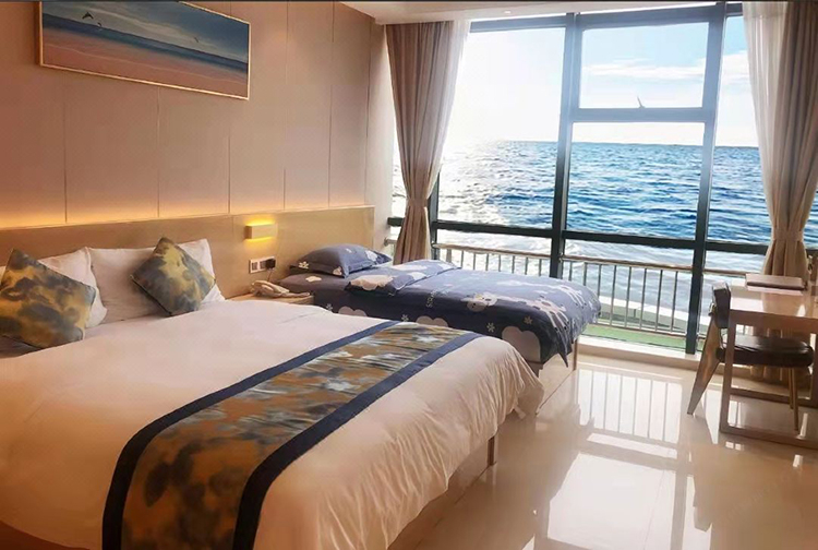 海景双人房